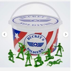 Toy Story Signature Collection Bucket O Soldiers